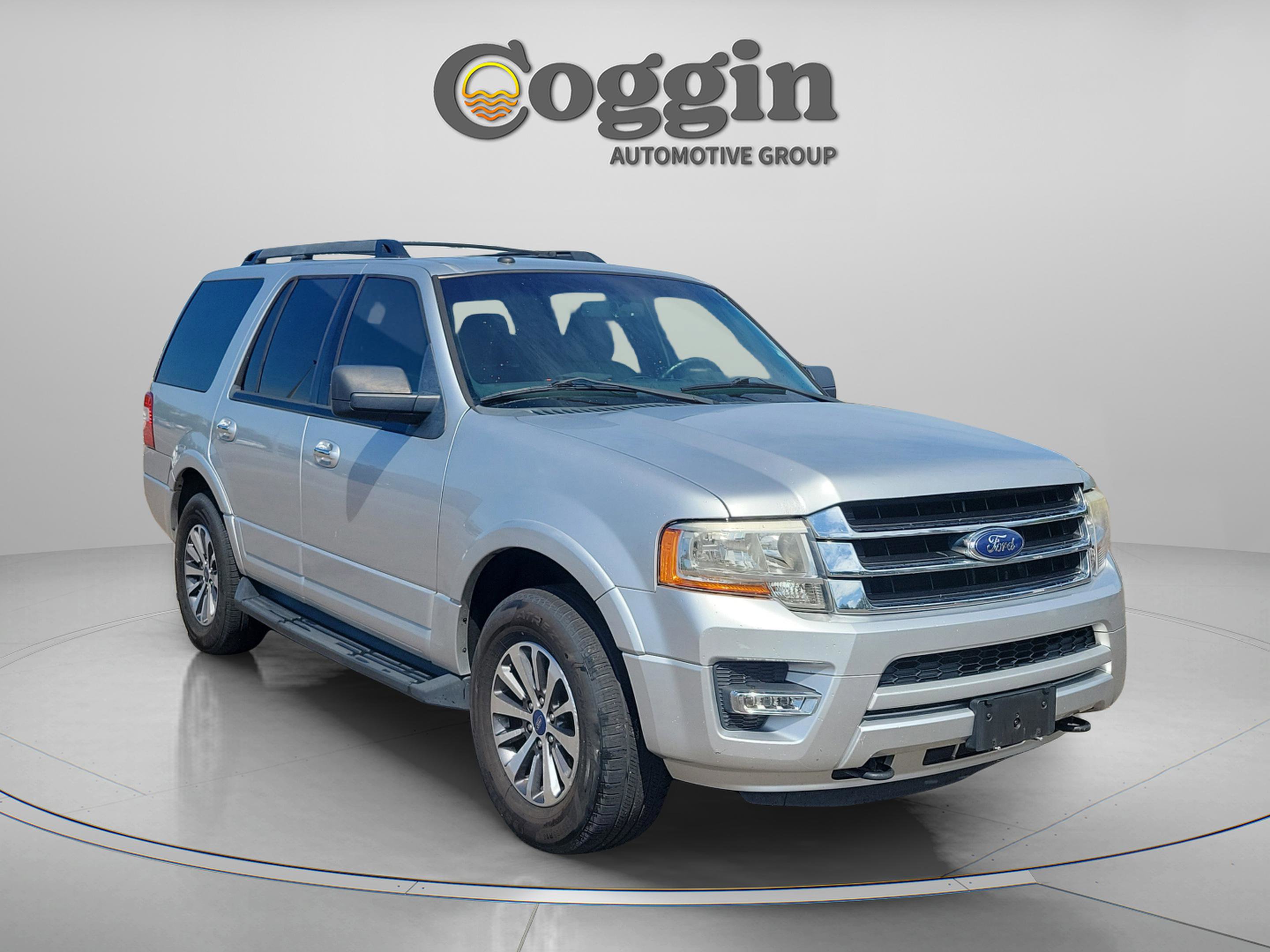 Used 2017 Ford Expedition XLT AWD/4WD image 7