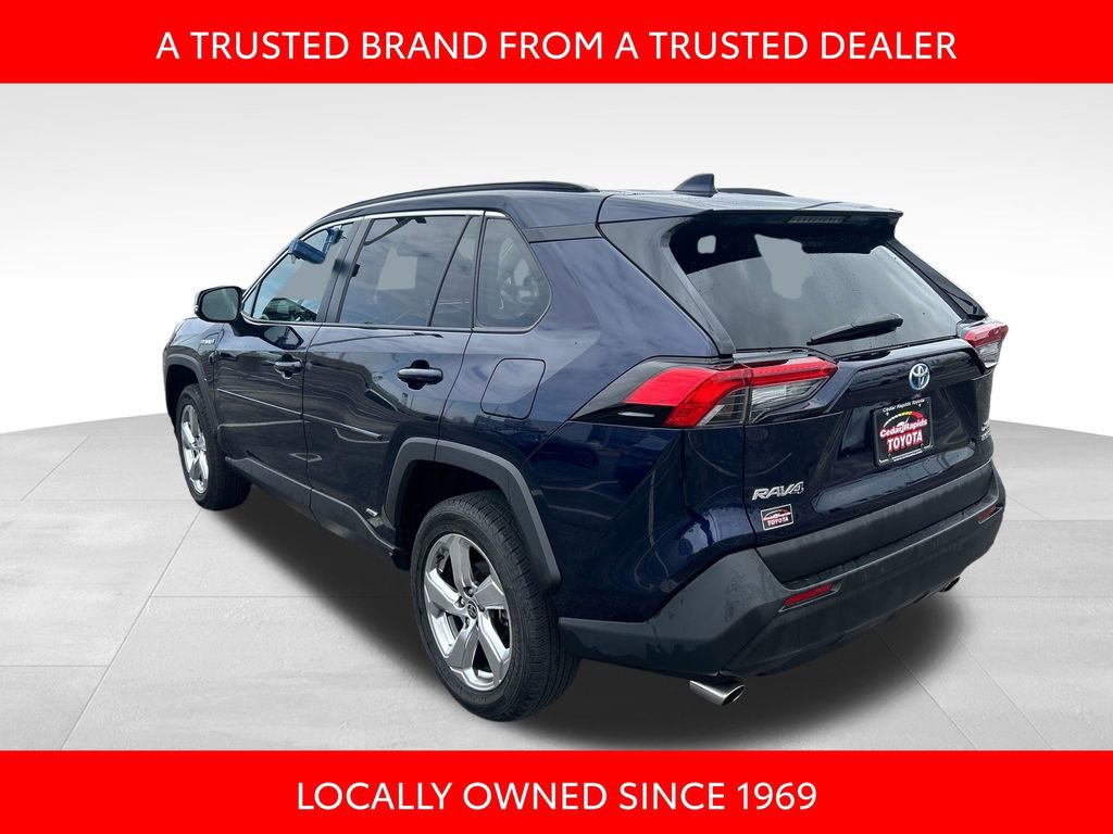Certified 2021 Toyota RAV4 XLE Premium image 4