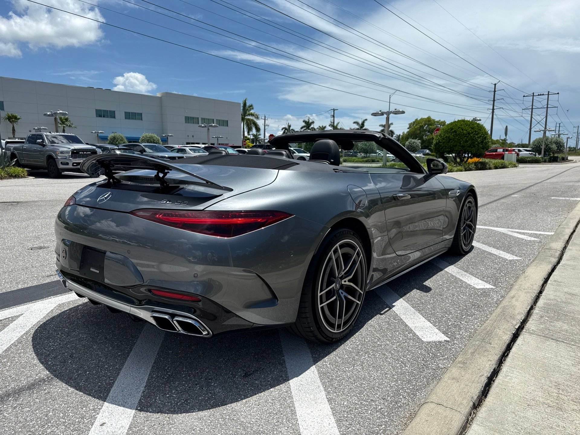 Used 2022 Mercedes-Benz SL 55 AMG 4MATIC image 5