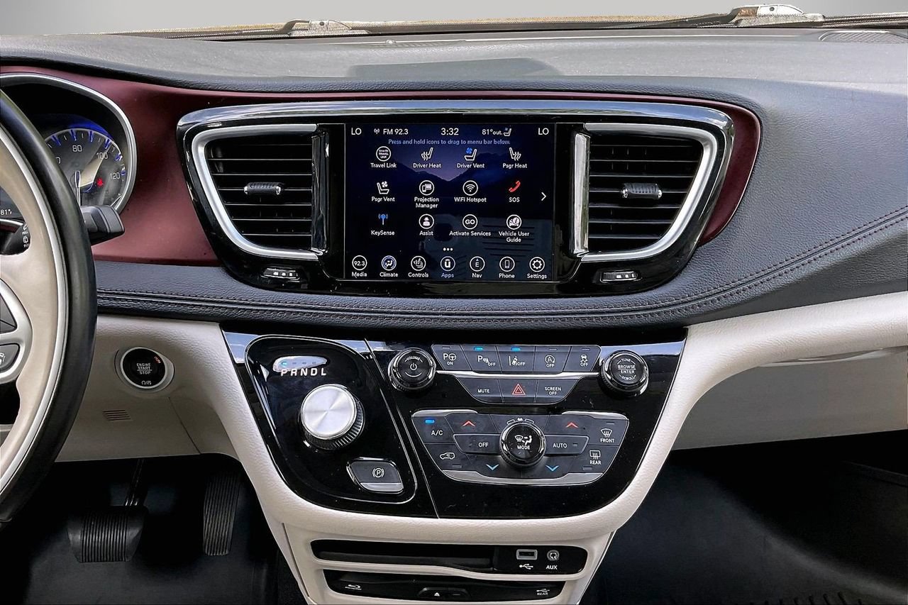 Certified 2018 Chrysler Pacifica Limited w/ Advanced Safetytec Group FWD image 13