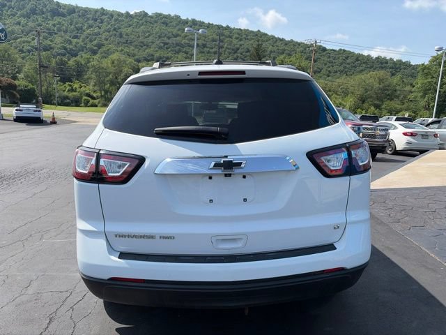 Used 2017 Chevrolet Traverse LT w/ Style and Technology Package AWD/4WD image 13