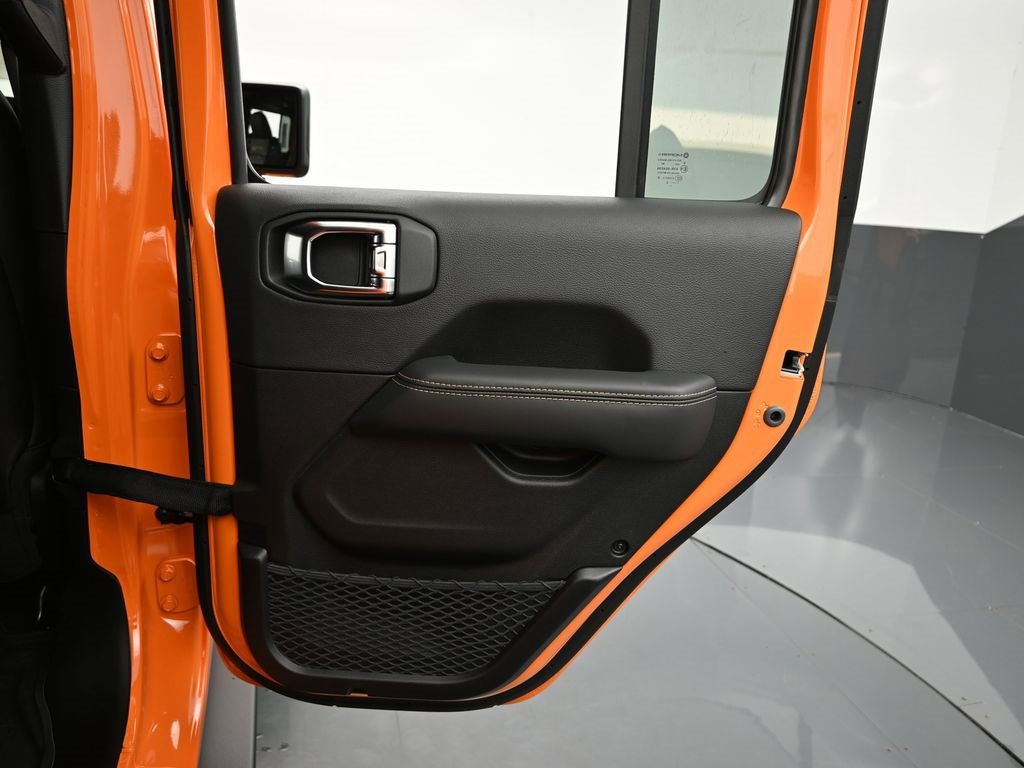 New 2025 Jeep Wrangler Unlimited Rubicon 392 image 16