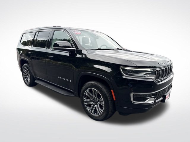 Used 2025 Jeep Wagoneer 4WD w/ Premium Group I