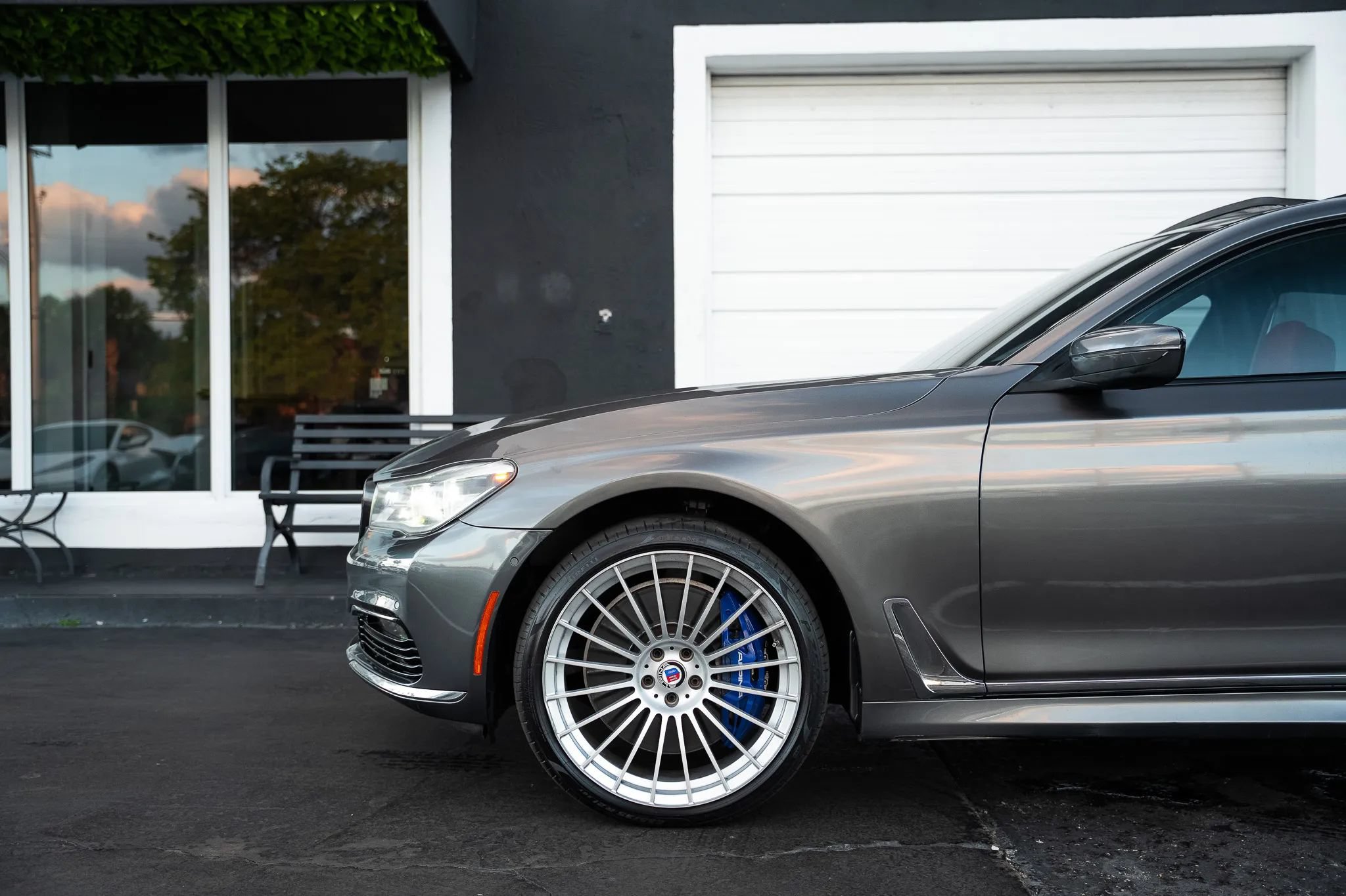 Used 2018 BMW ALPINA B7 xDrive w/ Luxury Rear Seating Package AWD/4WD image 11