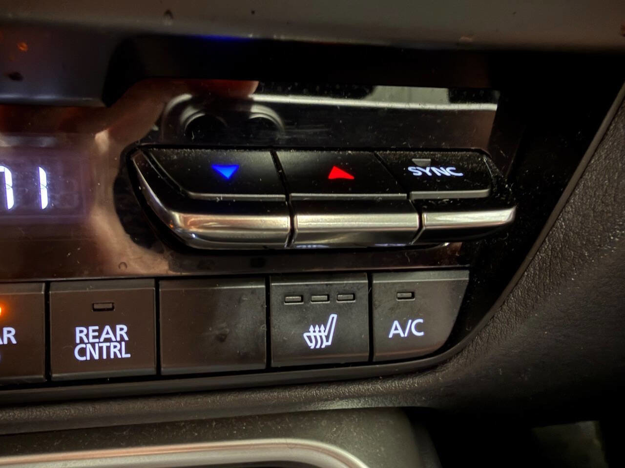 Used 2025 MAZDA CX-90 3.3 Turbo w/ Preferred Package image 33