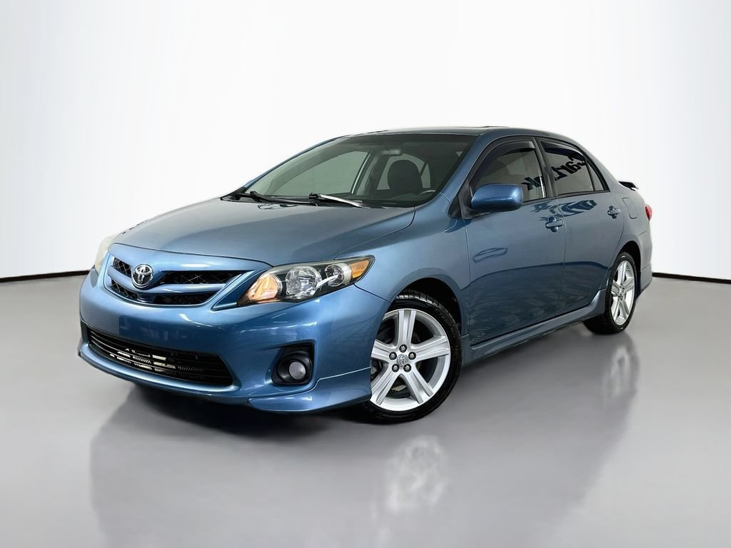 Used 2013 Toyota Corolla S w/ Premium Complete Pkg FWD image 3
