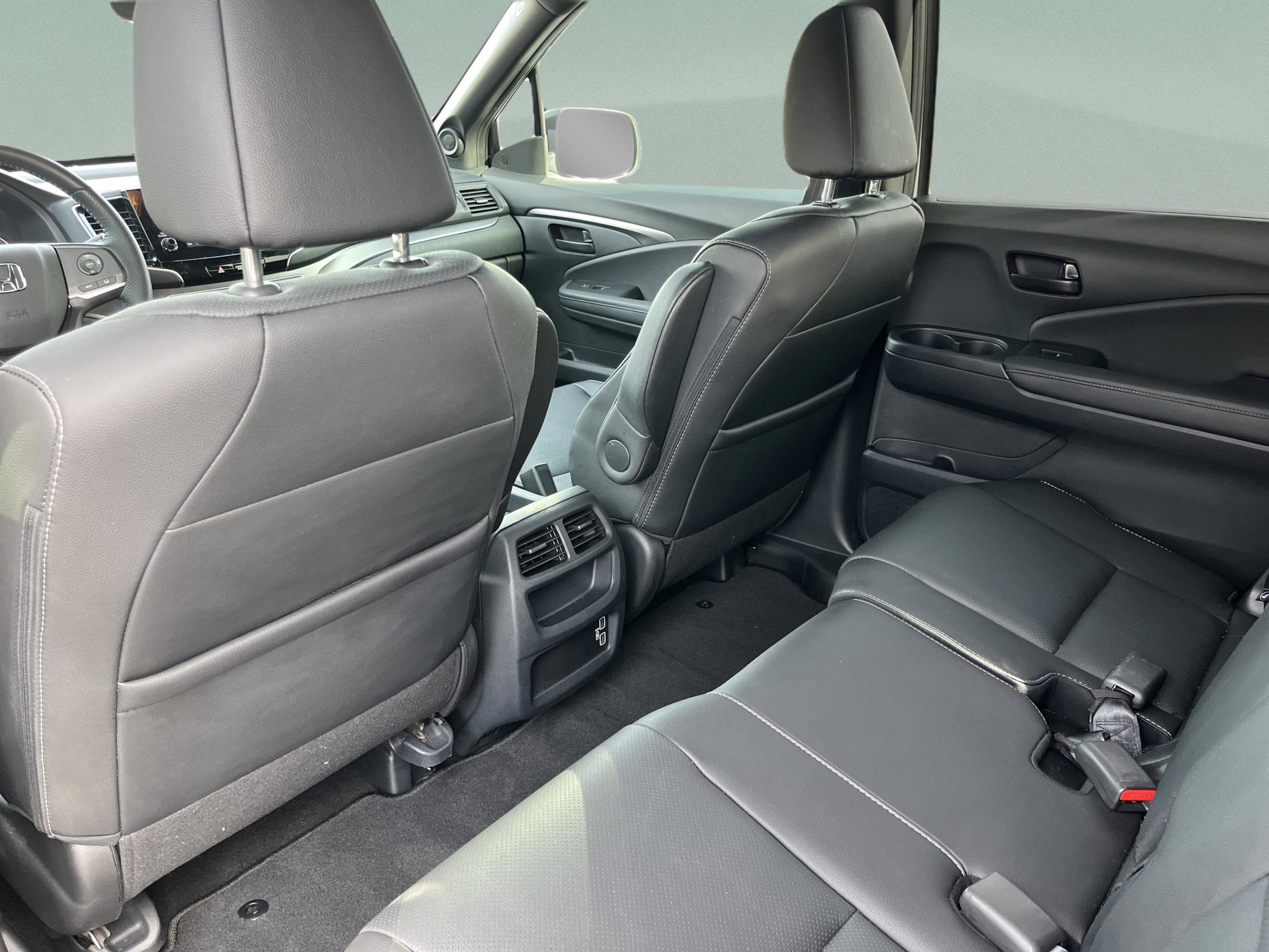 Used 2023 Honda Passport EX-L image 28