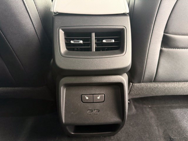 New 2026 Chevrolet Equinox EV LT w/ Convenience Package II AWD/4WD image 30