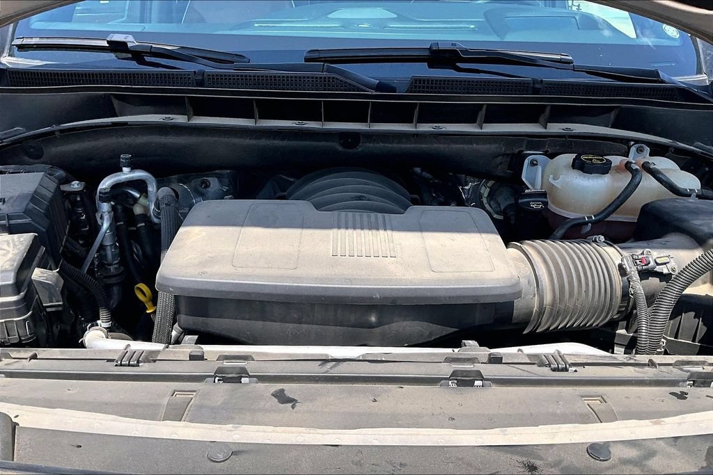 Used 2024 GMC Yukon Denali Ultimate AWD/4WD image 9