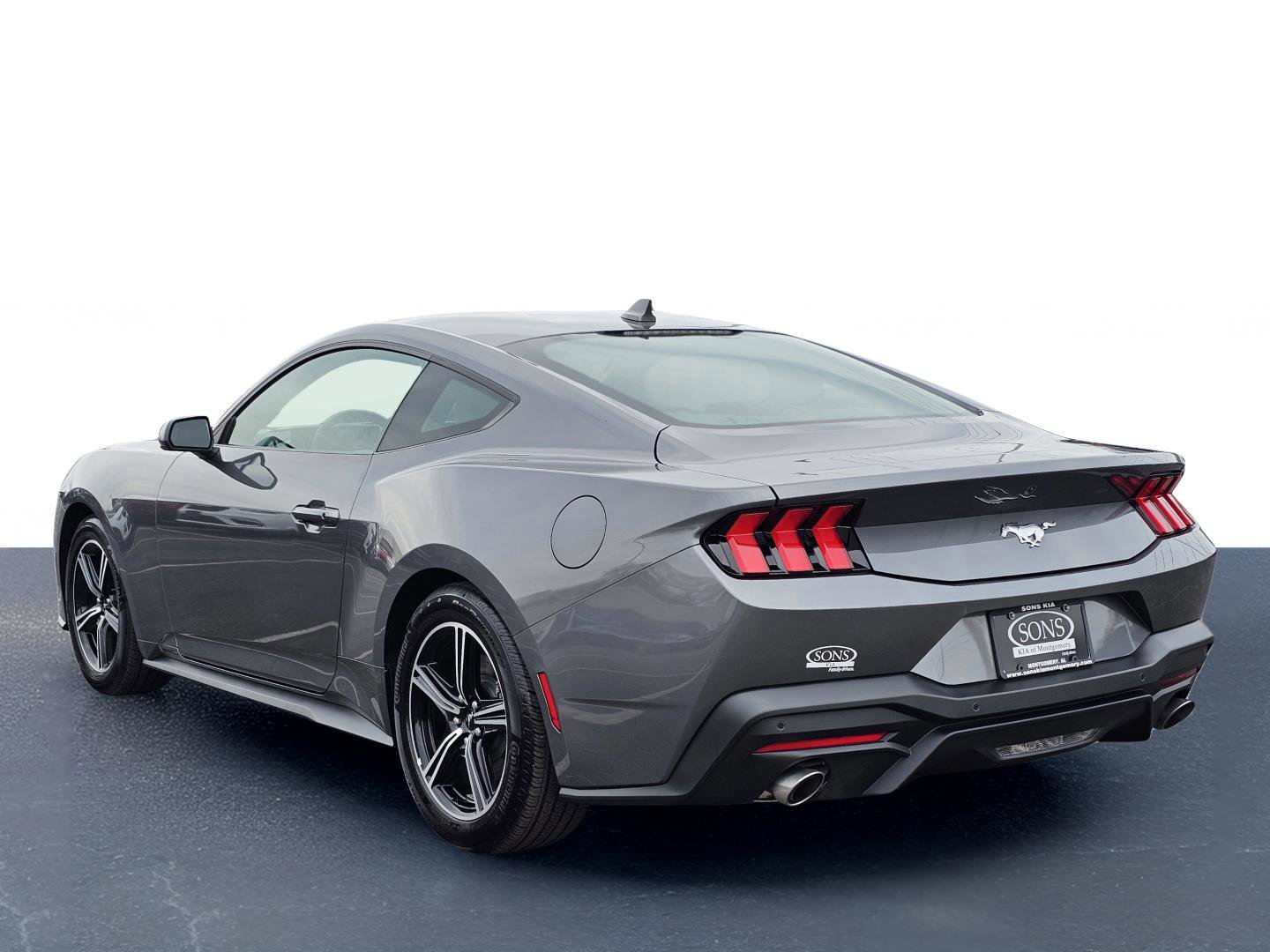 Used 2025 Ford Mustang Coupe image 11