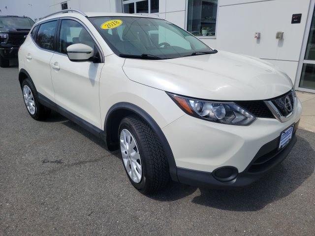 Used 2018 Nissan Rogue Sport SV AWD/4WD image 8