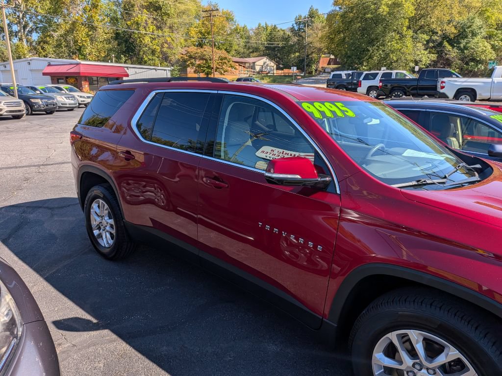 Used 2019 Chevrolet Traverse LT FWD image 5