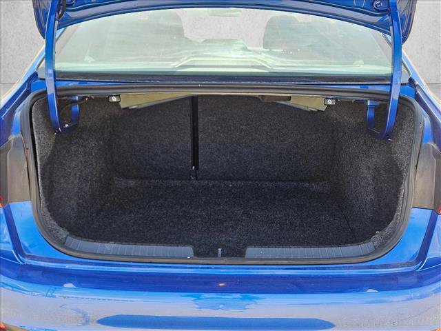 Used 2024 Volkswagen Jetta SE image 6