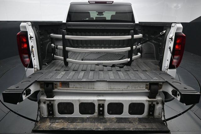 Used 2022 GMC Sierra 1500 SLE AWD/4WD image 10