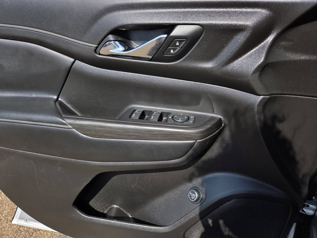 Used 2019 GMC Acadia SLT FWD image 15