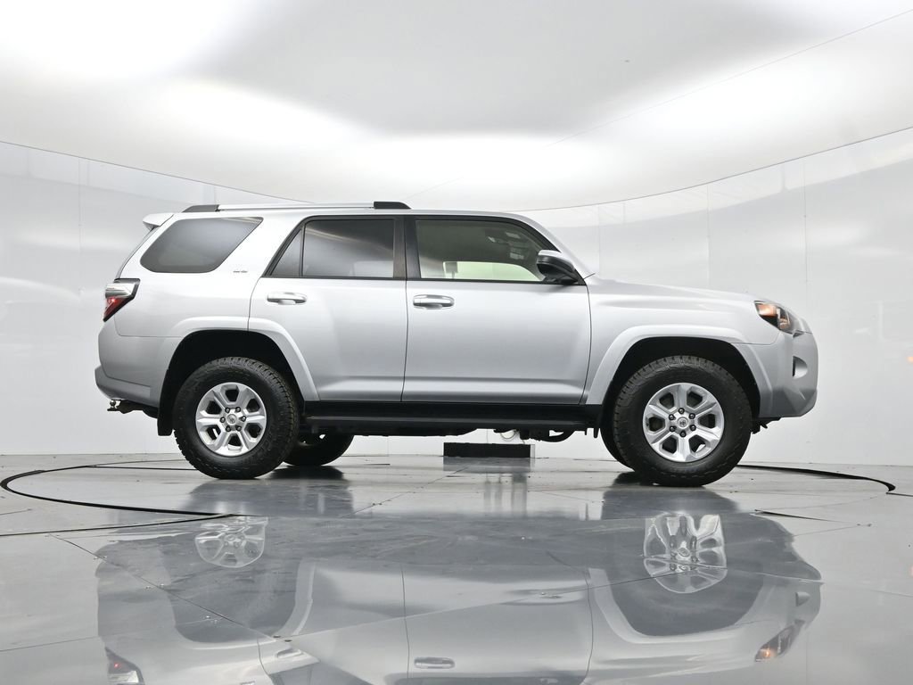 Used 2021 Toyota 4Runner SR5 image 39
