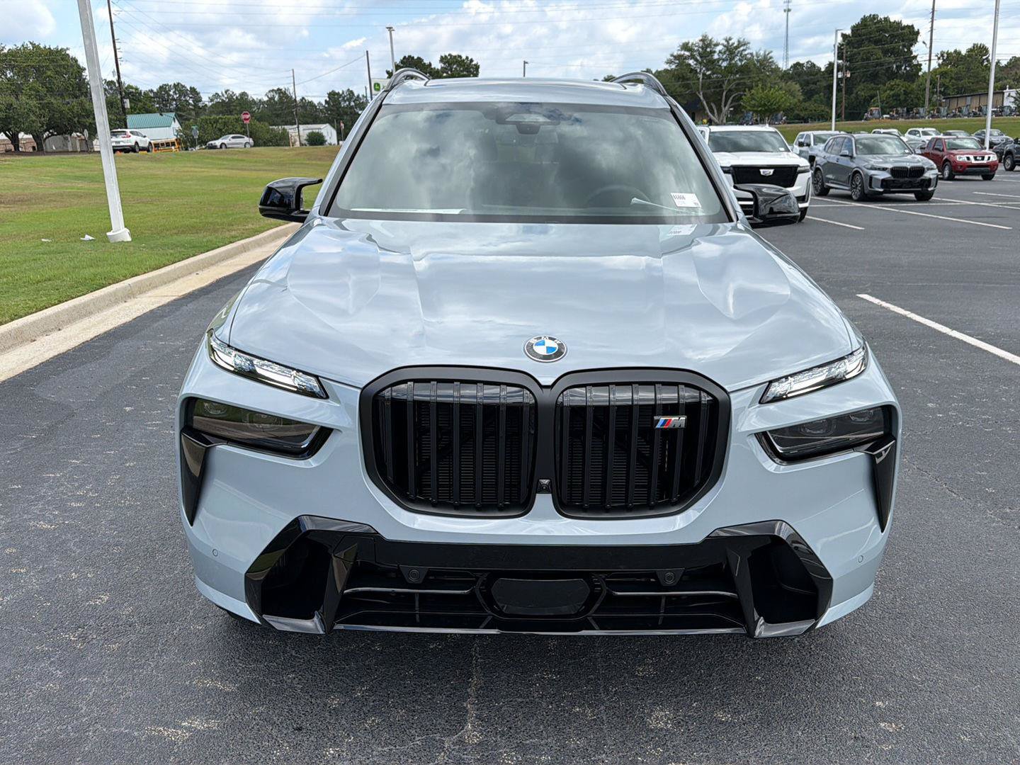 New 2027 BMW X7 M60i AWD/4WD image 9