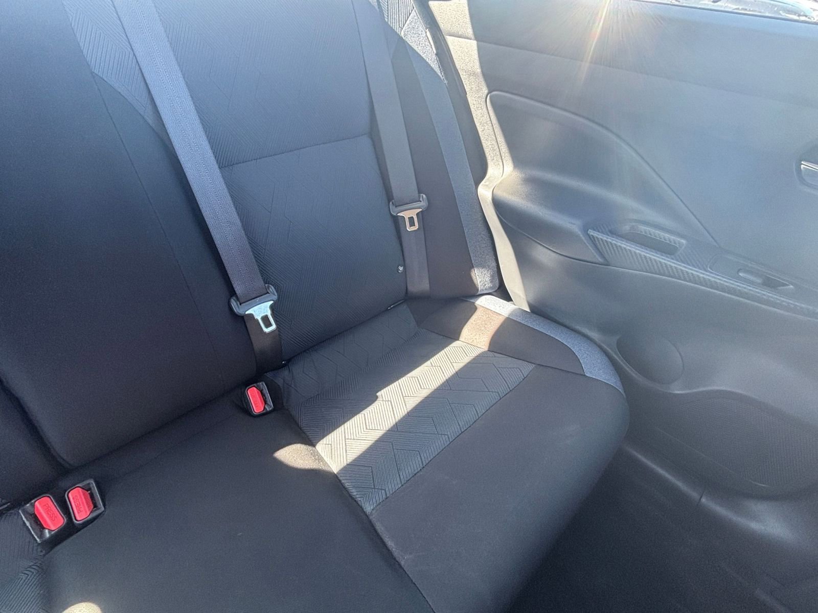 Used 2025 Nissan Versa SV image 35