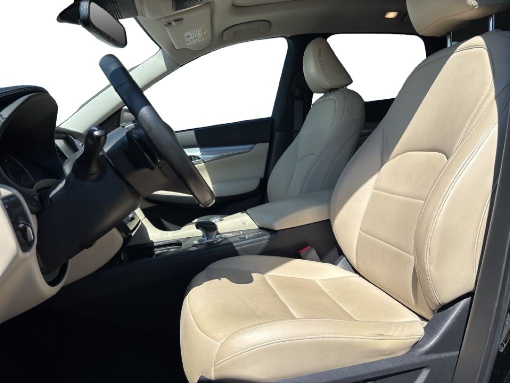 Used 2019 INFINITI QX50 Luxe w/ Navigation Package AWD/4WD image 7