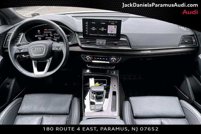 Used 2023 Audi Q5 2.0T Prestige w/ Prestige Package AWD/4WD image 13