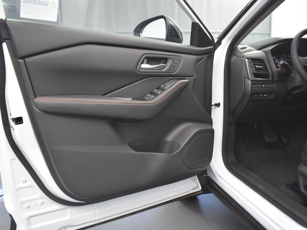 New 2026 Nissan Rogue SV w/ Rock Creek Premium Package image 28