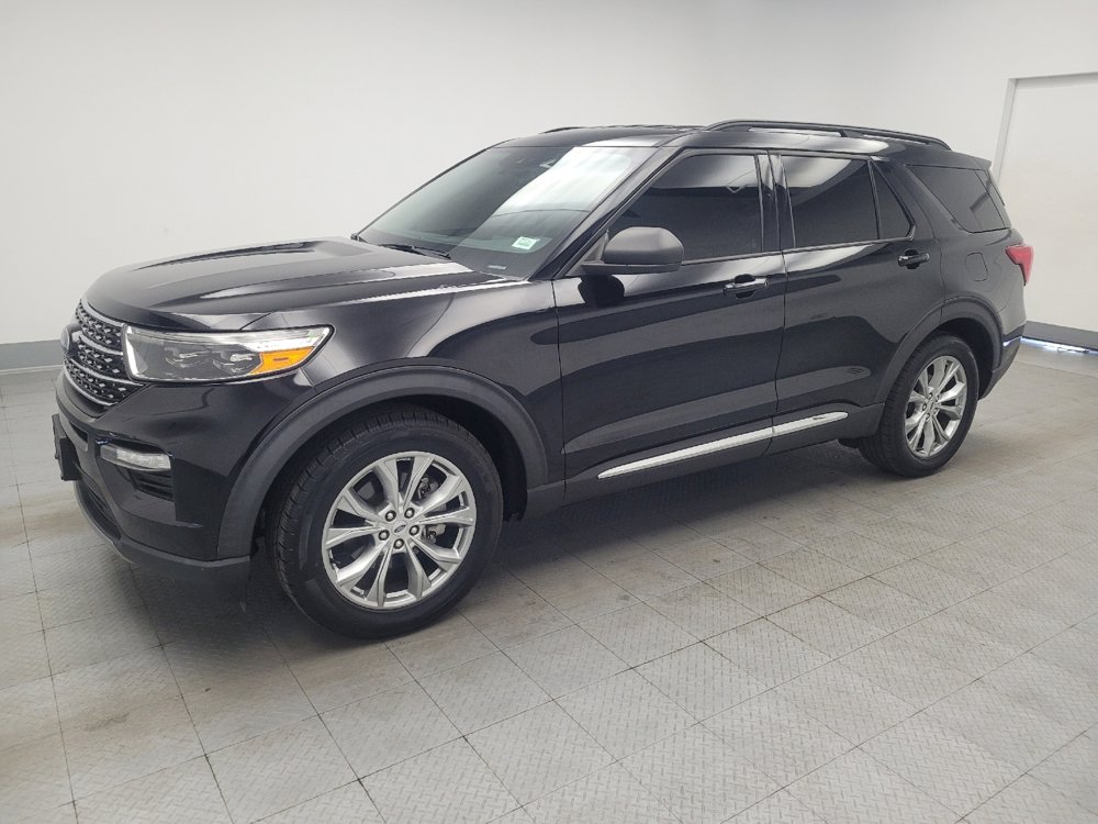 Used 2021 Ford Explorer XLT w/ Equipment Group 202A RWD image 2