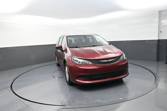 Used 2022 Chrysler Voyager LX FWD image 63
