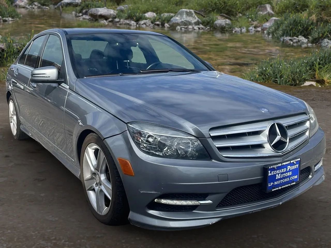 Used 2011 Mercedes-Benz C 300 4MATIC Sedan image 3