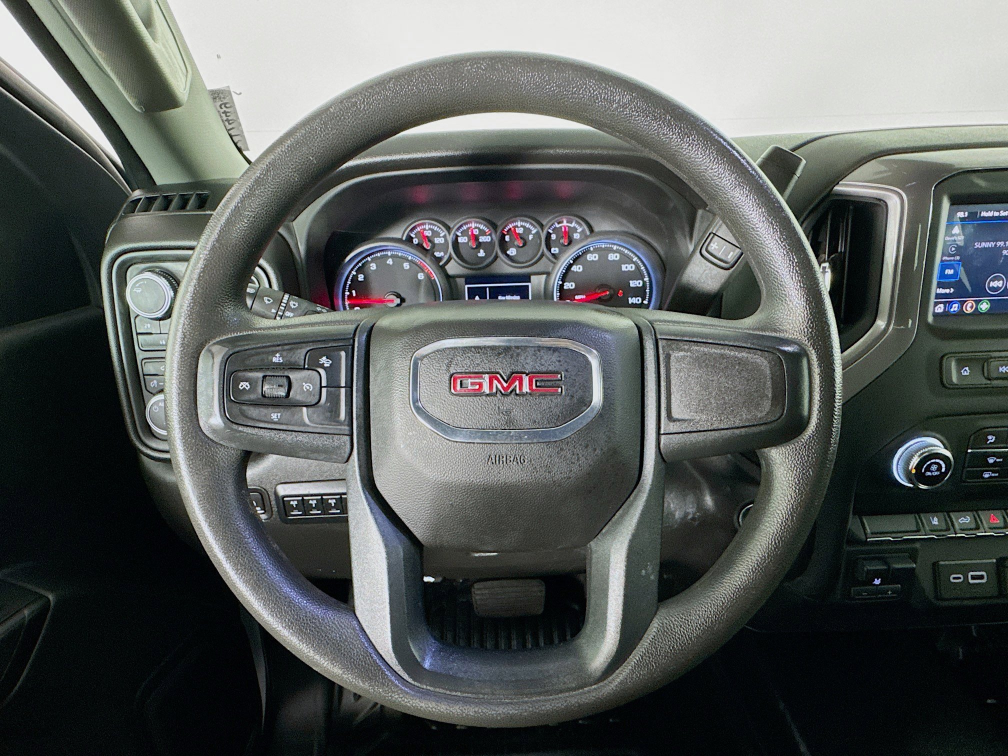 Used 2024 GMC Sierra 2500 Pro w/ Convenience Package image 11