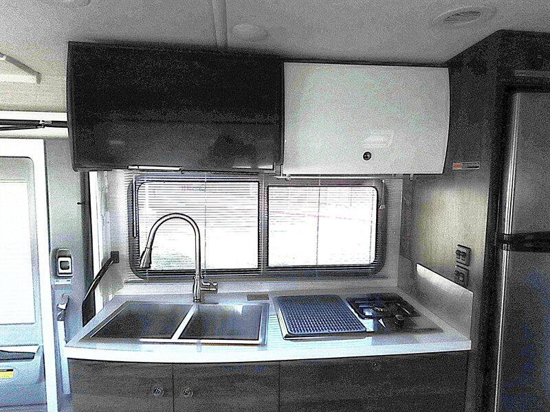 Used 2019 Mercedes-Benz Sprinter 170 image 17