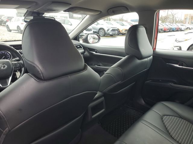 Used 2020 Toyota Camry SE image 9