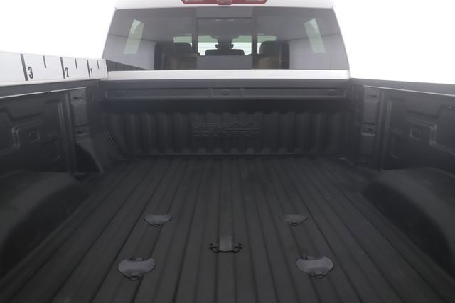 Used 2024 Chevrolet Silverado 2500 High Country w/ High Country Premium Package AWD/4WD image 31