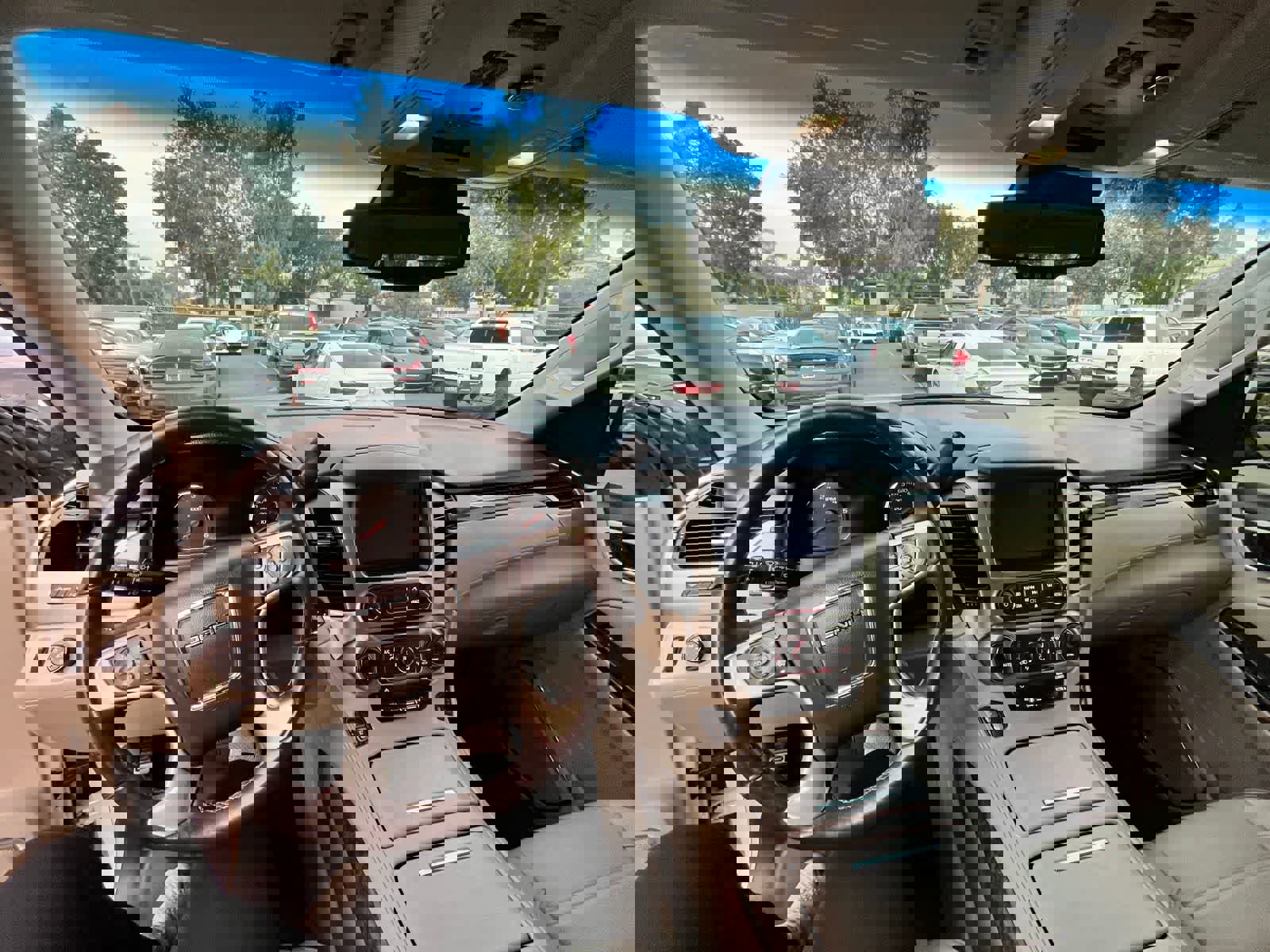 Used 2016 GMC Yukon XL Denali w/ Open Road Package image 6