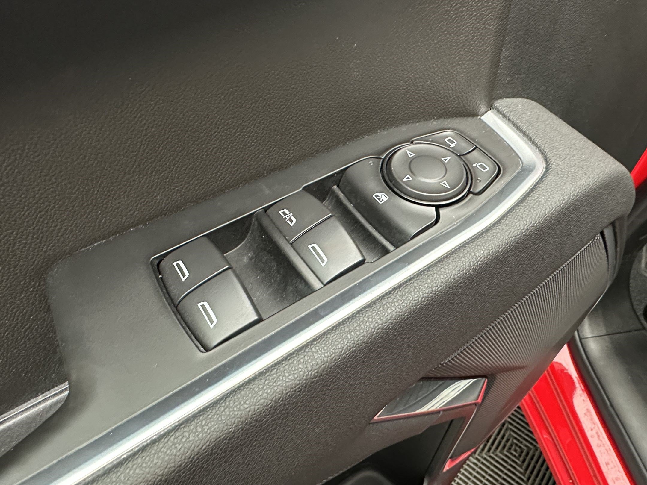 Certified 2026 Chevrolet Silverado 1500 LT AWD/4WD image 26