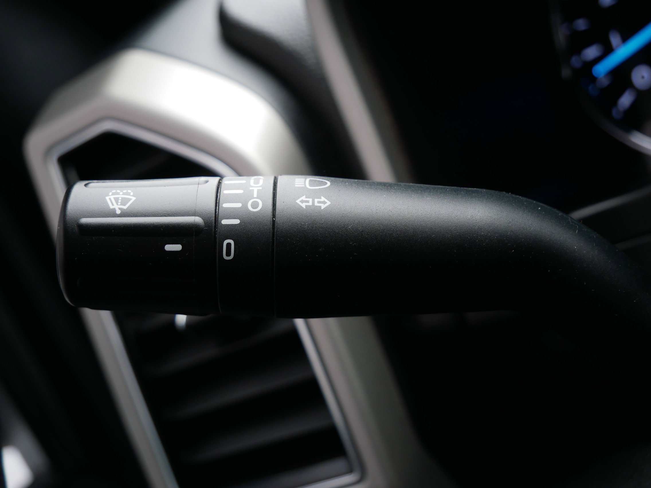 Used 2020 Ford F350 Lariat image 19