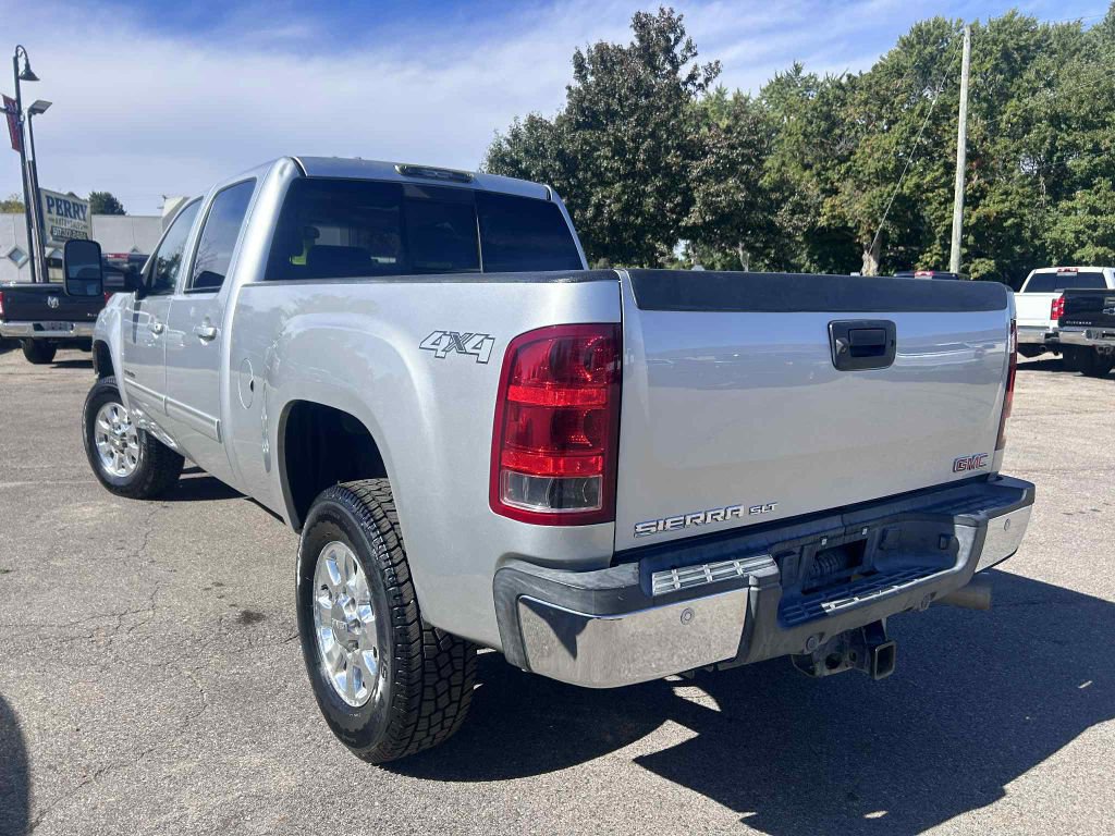 Used 2011 GMC Sierra 2500 SLT w/ SLT Convenience Package image 6