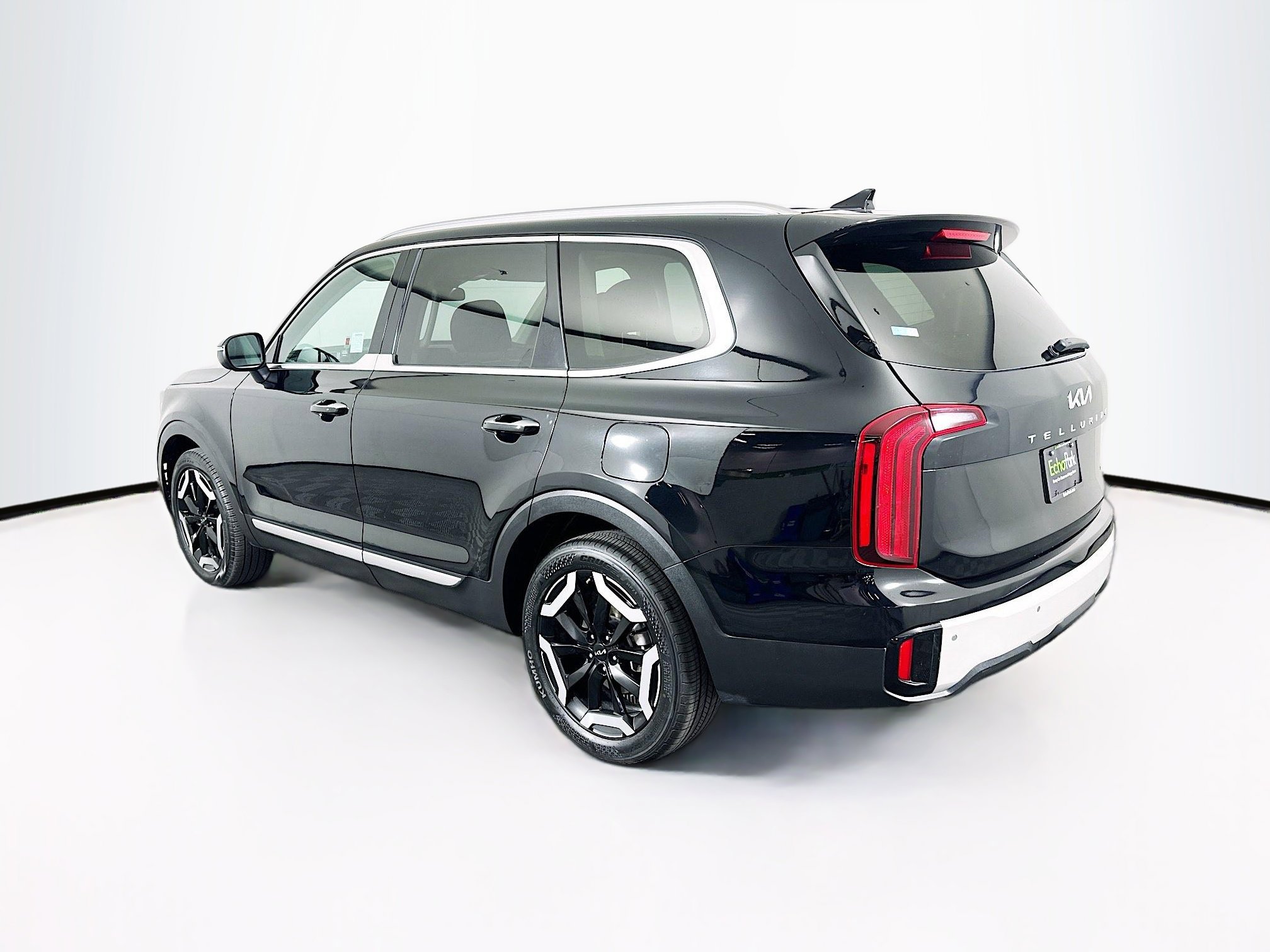 Used 2025 Kia Telluride S AWD/4WD image 5