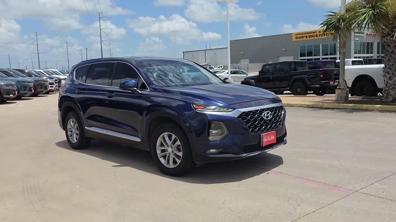 Used 2020 Hyundai Santa Fe SEL FWD image 2