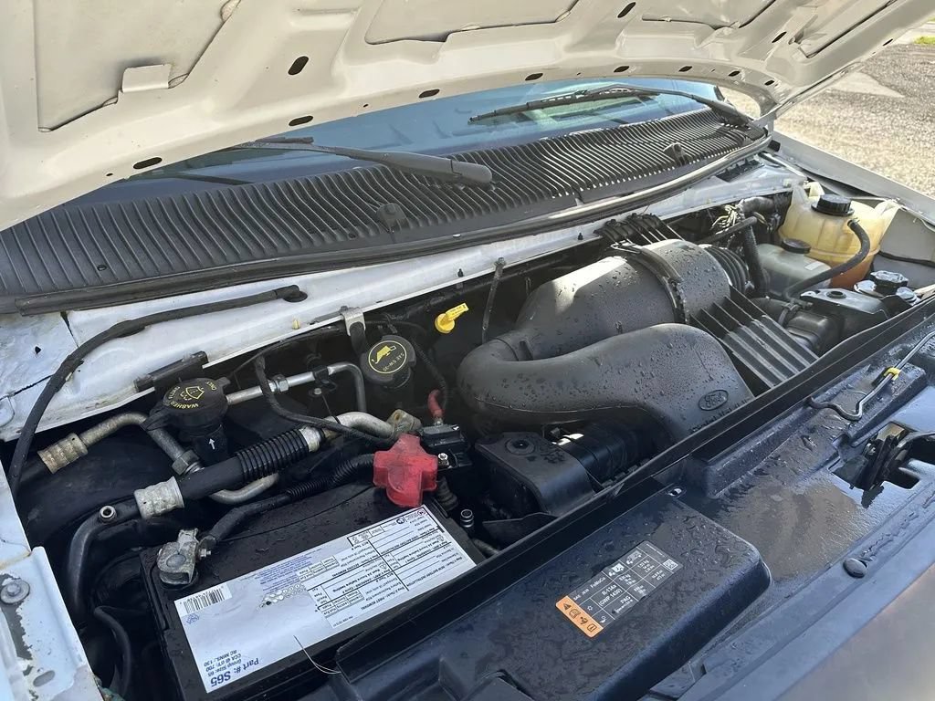 Used 2019 Ford E-350 and Econoline 350 Super Duty w/ Power Windows & Locks Group RWD image 17