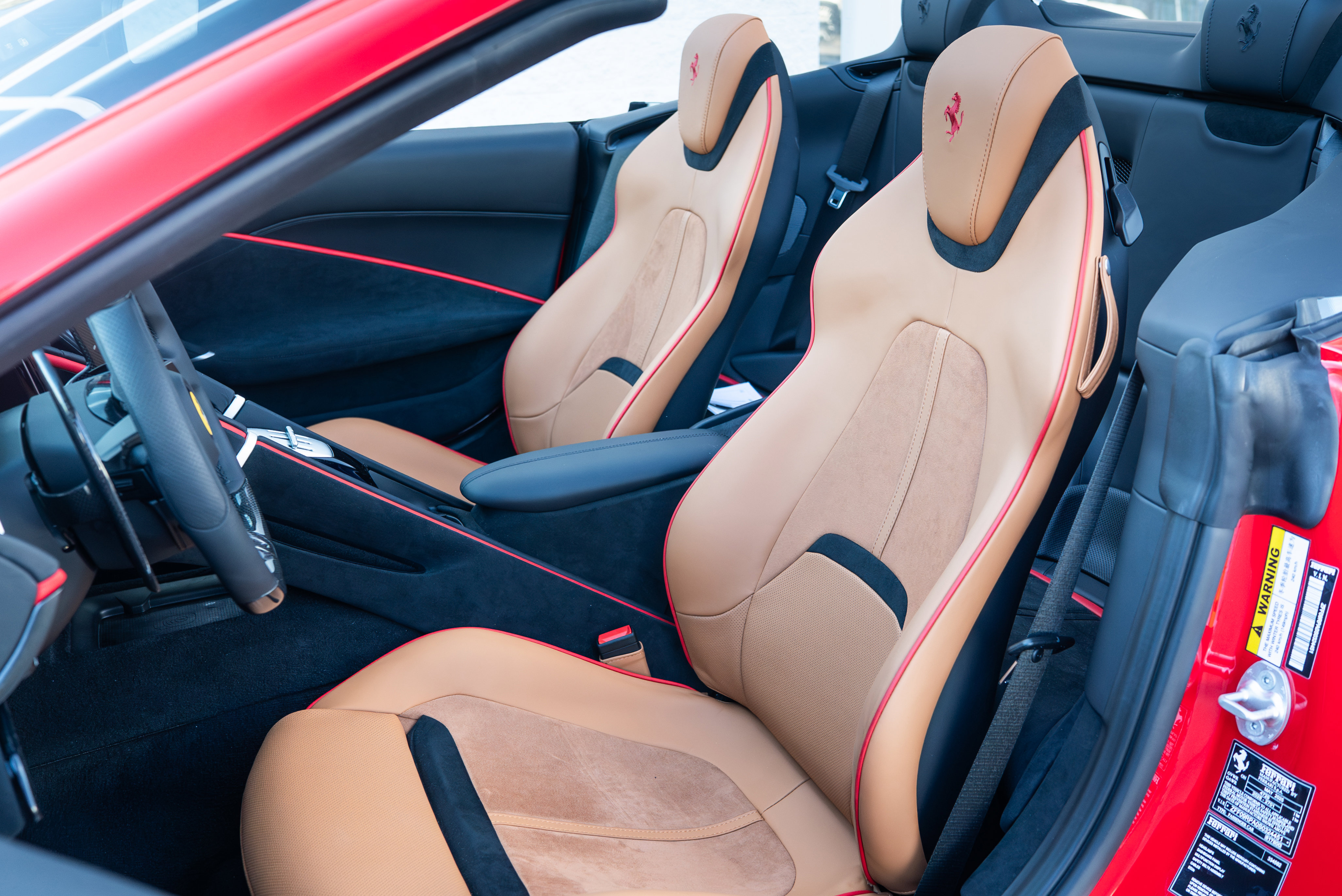 Used 2025 Ferrari Roma Spider image 12