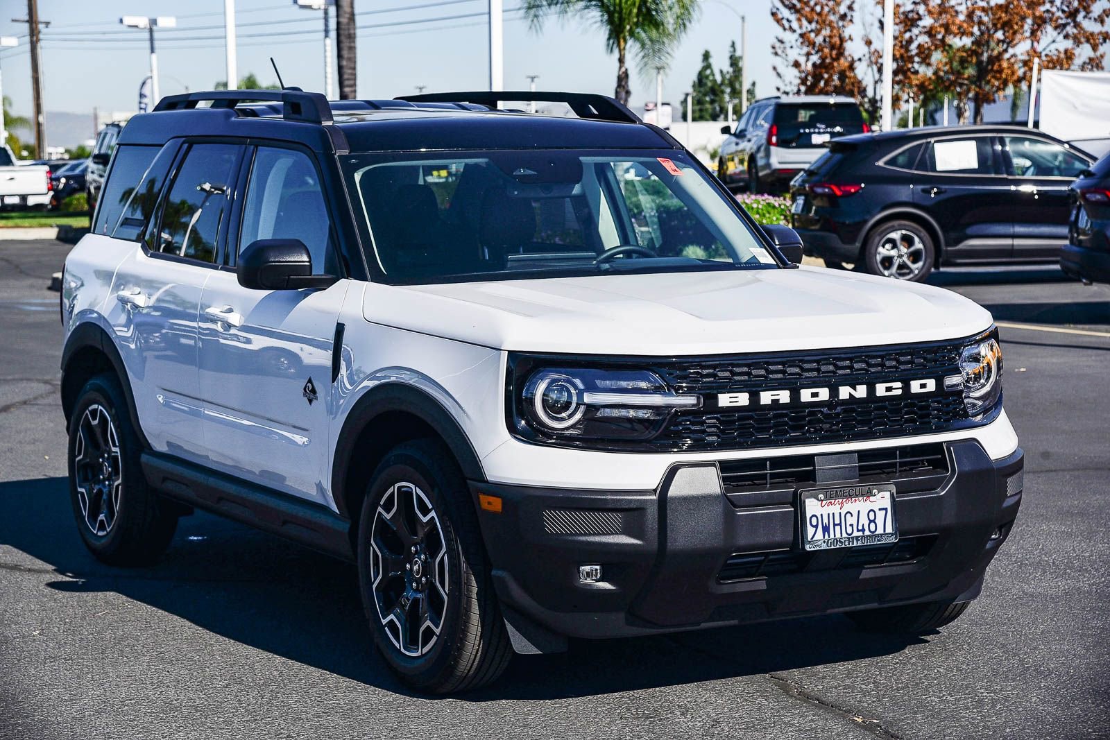 Used 2025 Ford Bronco Sport Outer Banks image 3
