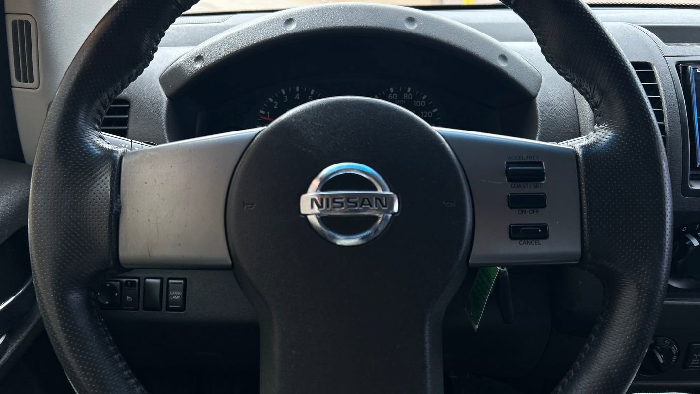 Used 2005 Nissan Frontier NISMO image 20