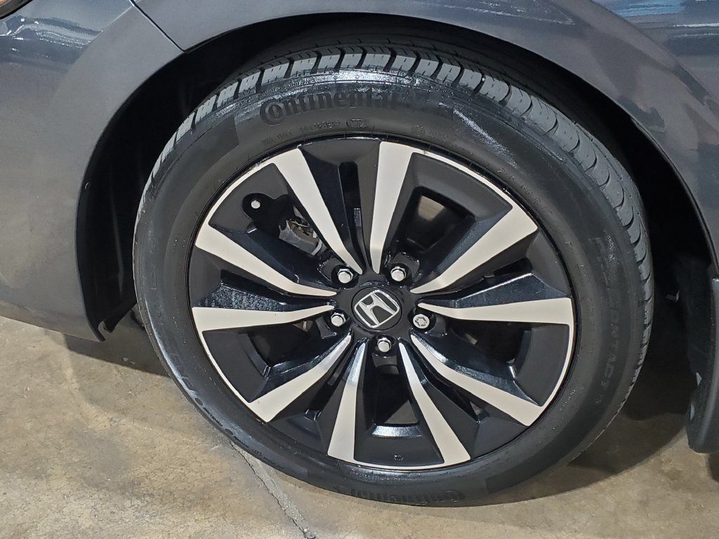Used 2023 Honda Civic EX-L image 38