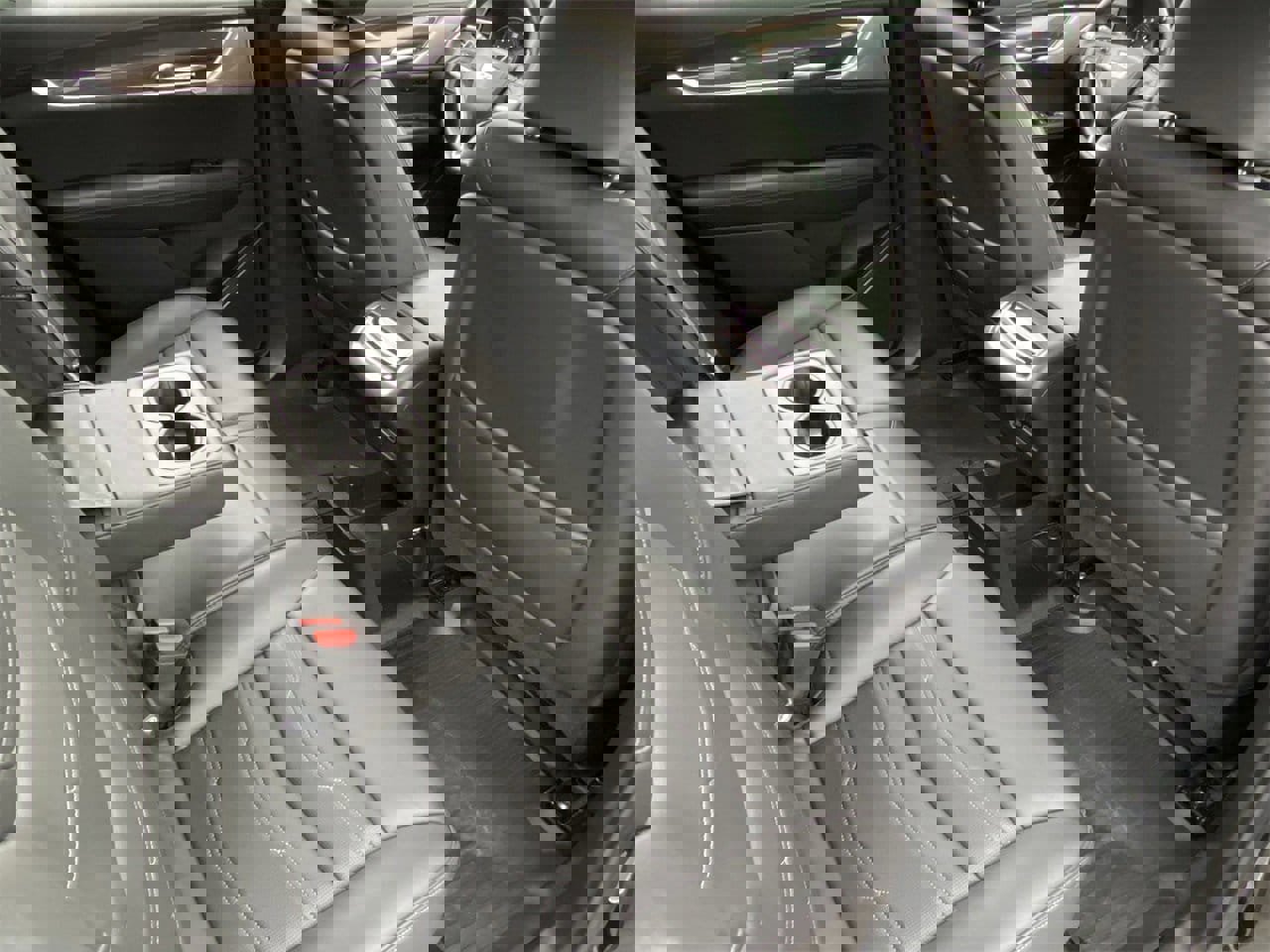 Certified 2024 Cadillac XT6 Sport w/ Platinum Package image 15