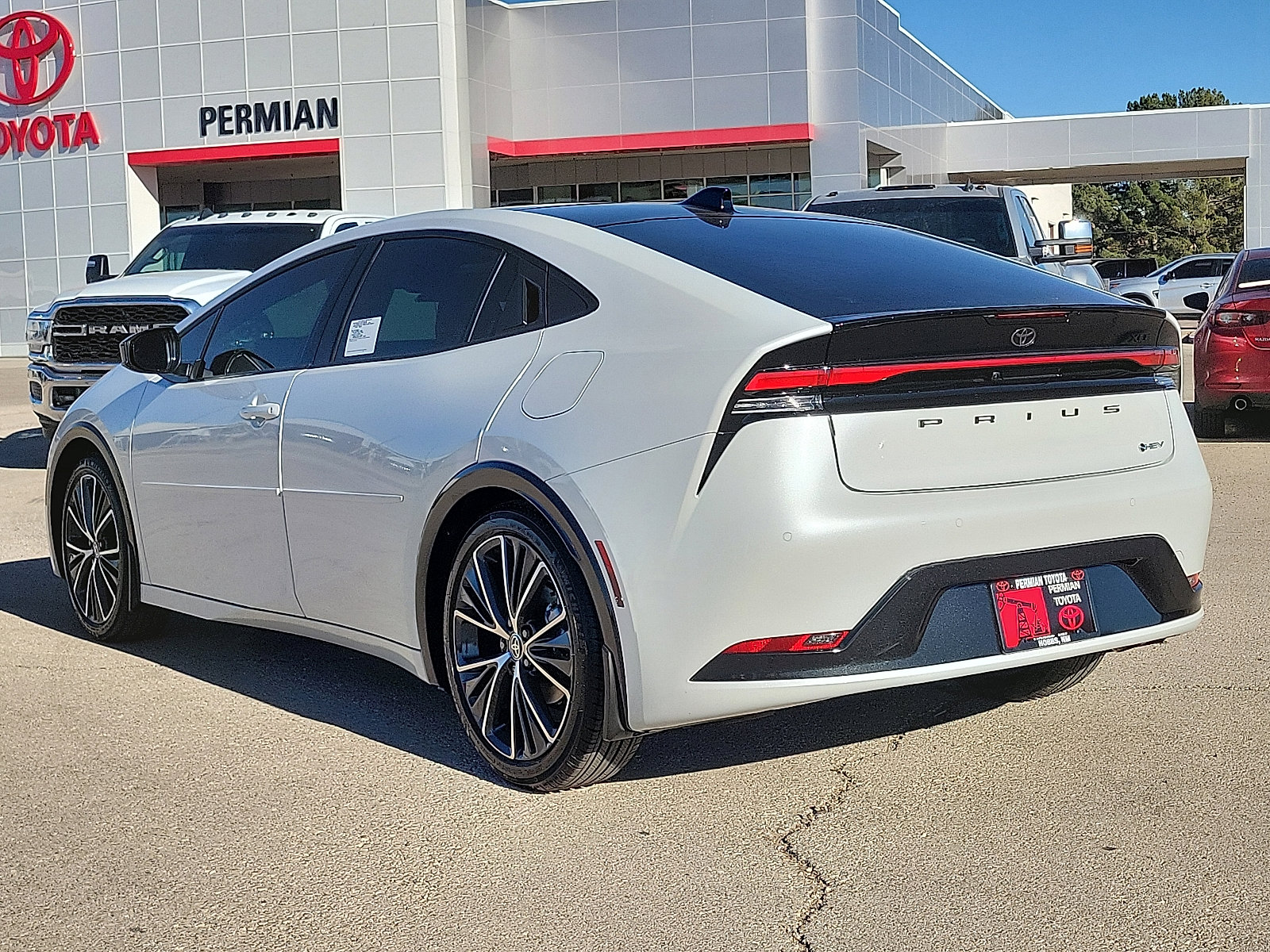 New 2026 Toyota Prius XLE FWD image 3