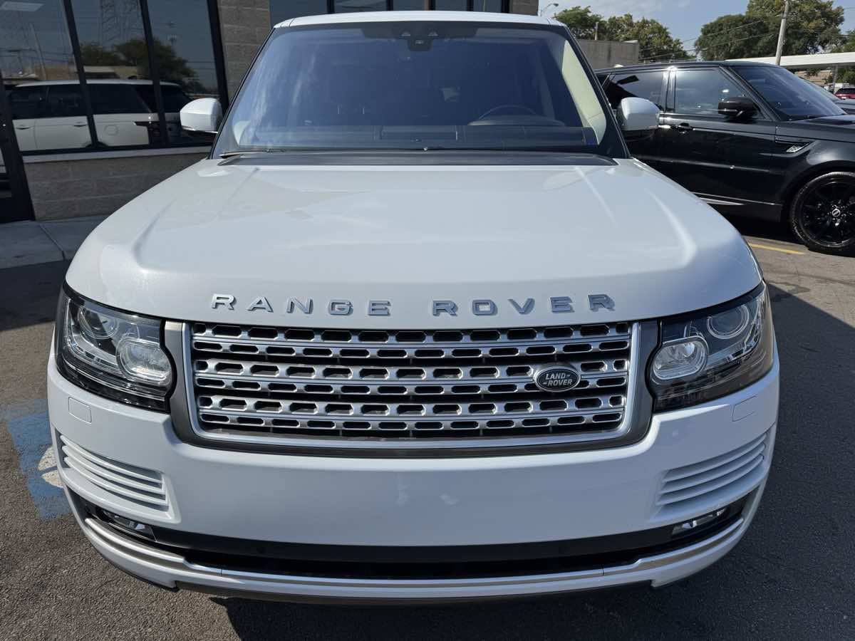 Used 2017 Land Rover Range Rover Supercharged image 2