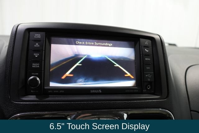 Used 2012 Chrysler Town & Country Limited w/ Luxury Group FWD image 21