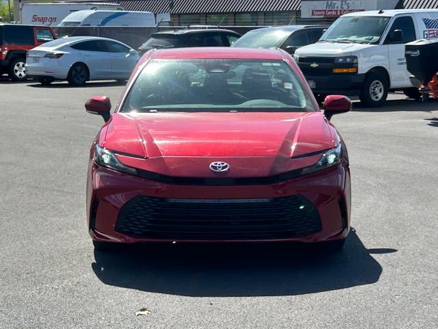 Used 2025 Toyota Camry LE FWD image 10
