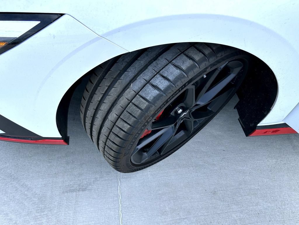 New 2026 Hyundai Elantra N FWD image 23