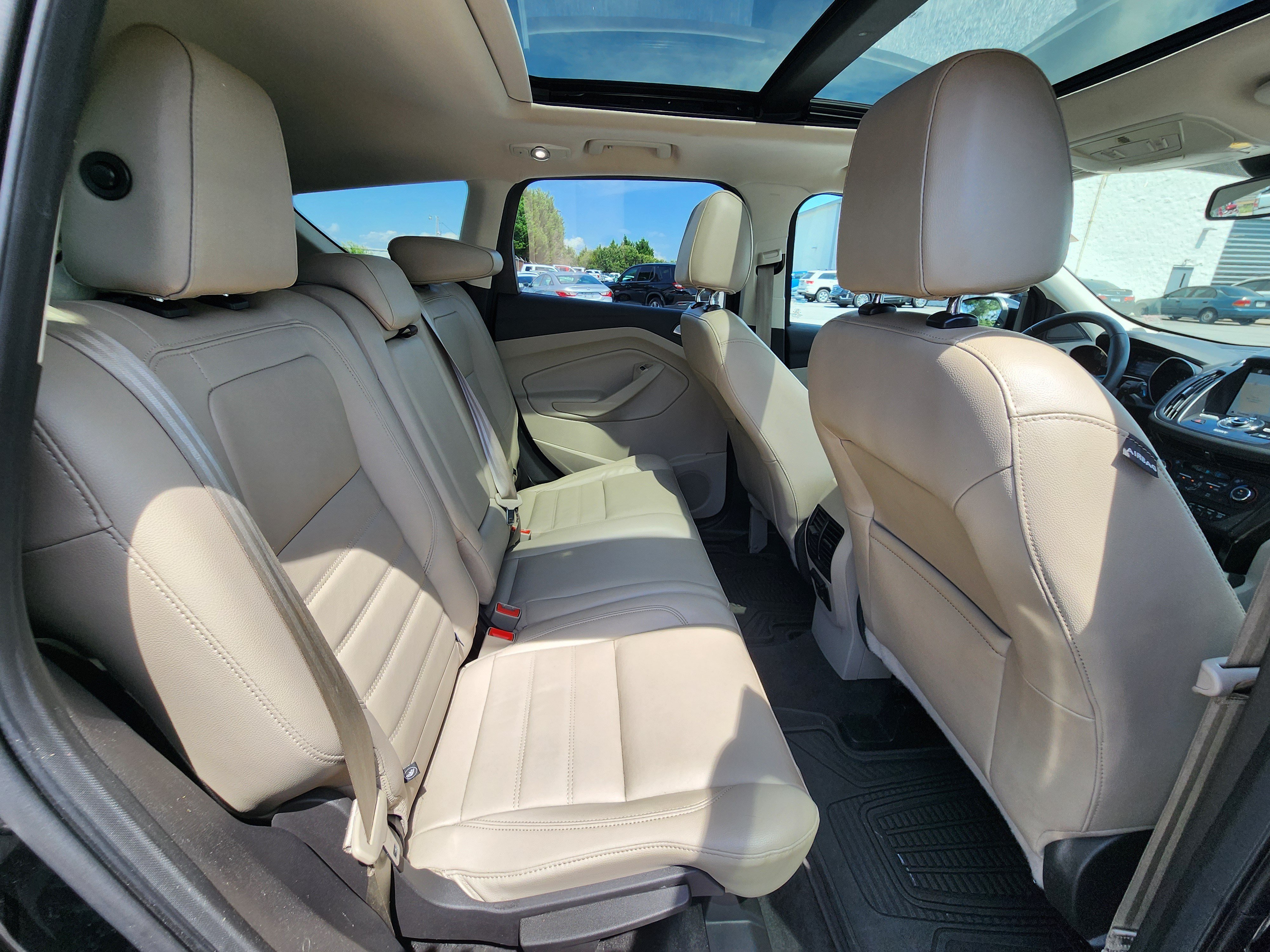 Used 2017 Ford Escape Titanium w/ Equipment Group 301A AWD/4WD image 14